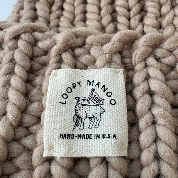 NWOT Free People Loopy Mango Winter Beanie